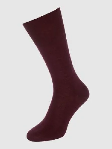 Skarpety z mieszanki żywej wełny model ‘Airport Sock’ Falke bordowe