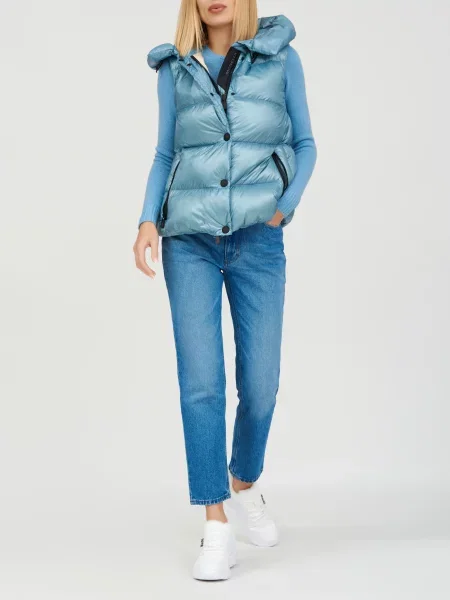 Жилет Moncler блакитний