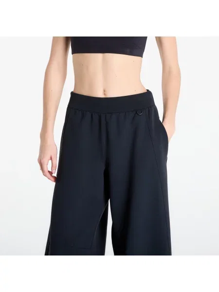 Nohavice Nike s vysokým pásom čierna