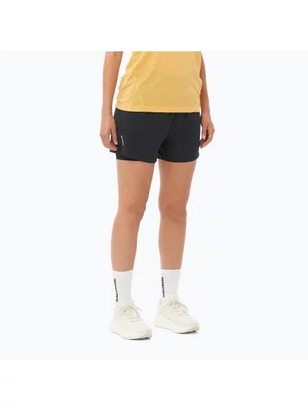 Pantaloni scurți de alergare pentru femei Salomon SHAKEout Core 4" deep black negru