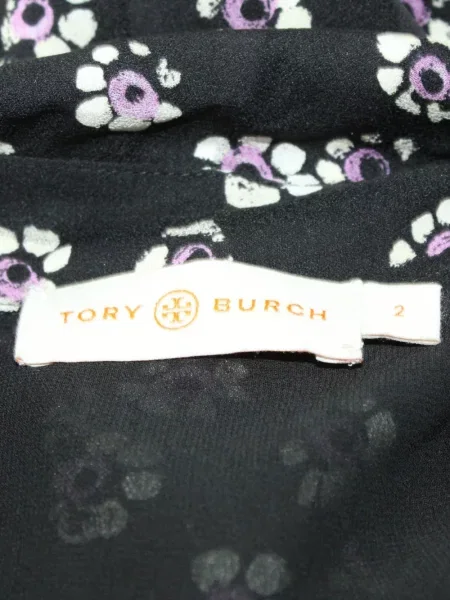 Костюм рокля тип риза Tory Burch на цветя с принт черно
