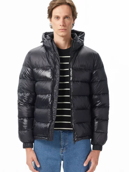 Куртка Lacoste чорна
