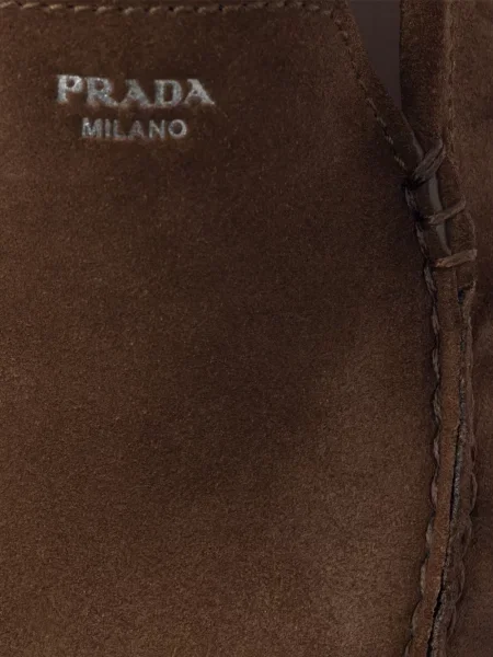 Pantofi loafer Prada din piele de căprioară maro