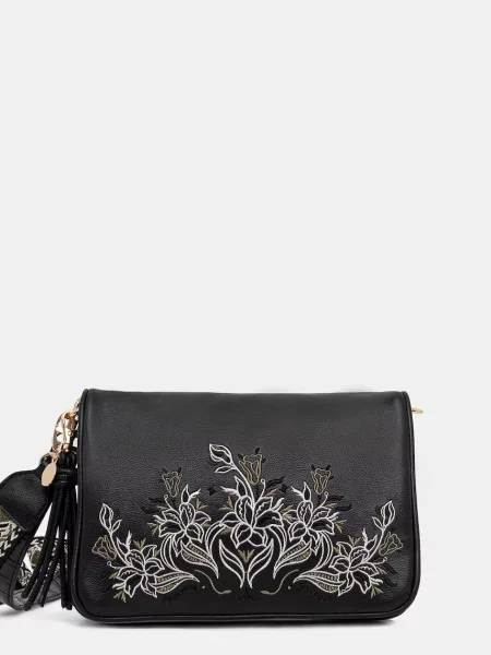 Torbica Medicine črna