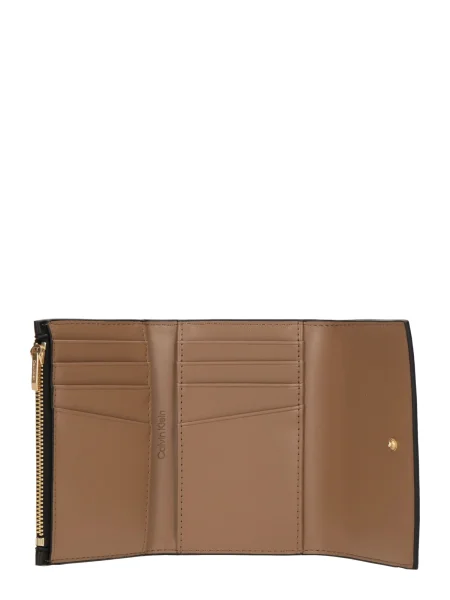Calvin Klein Peňaženka Foil Logo Trifold W/ Zip Pocket čierna