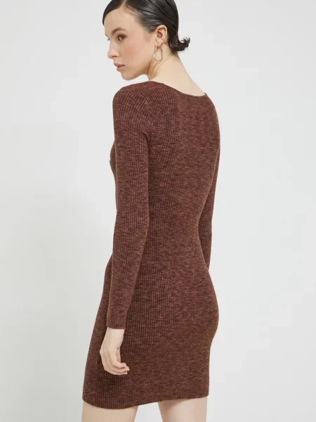 Šaty Abercrombie & Fitch mini hnědá