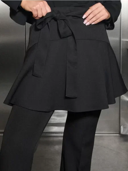 Міні-спідниця з декоративним зав’язуванням чорний