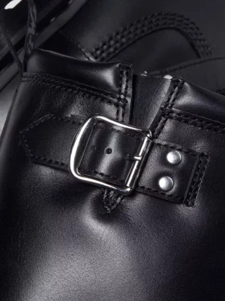 Botine Dr. Martens cu platformă cu cataramă negru