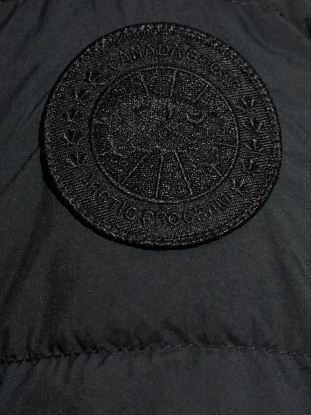 Geacă cu puf Canada Goose cu glugă negru