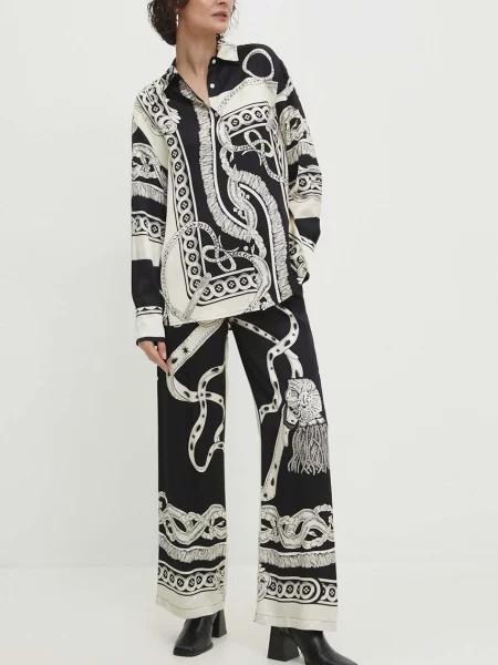 Панталон Answear Lab със стандартна кройка с висока талия черно