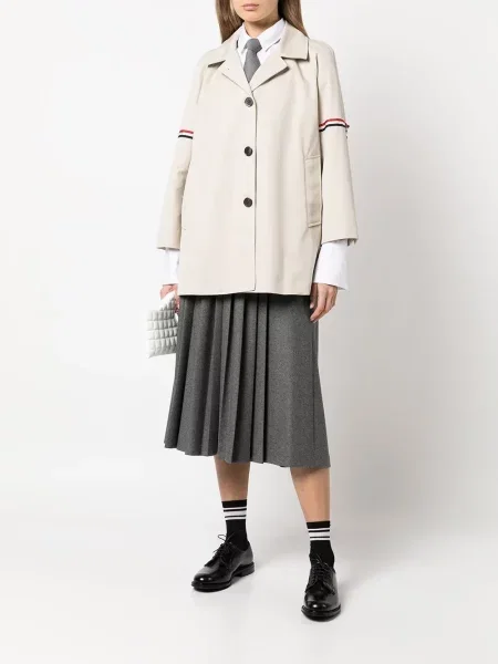 Krátký jednořadý kabát Thom Browne