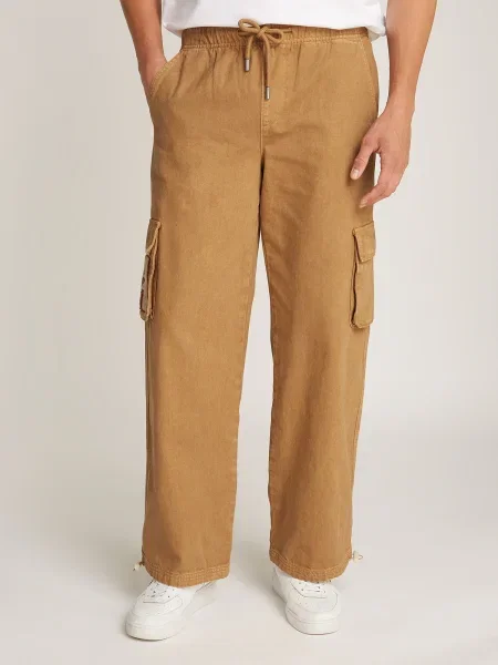 Tommy Jeans Kargo kavbojke CARGO CANVAS pueblo