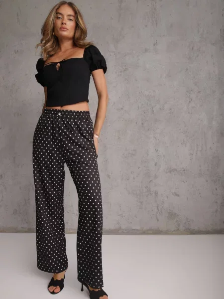 Pantaloni Daysie casual negru
