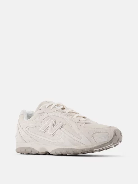 Кроссовки New Balance бежевые