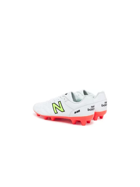 Čevlji za nagomet New Balance bela