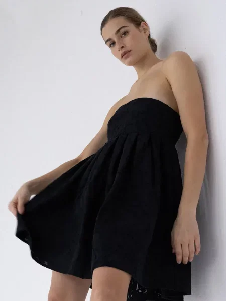 Muuv. rochie evazată cu MARSH negru