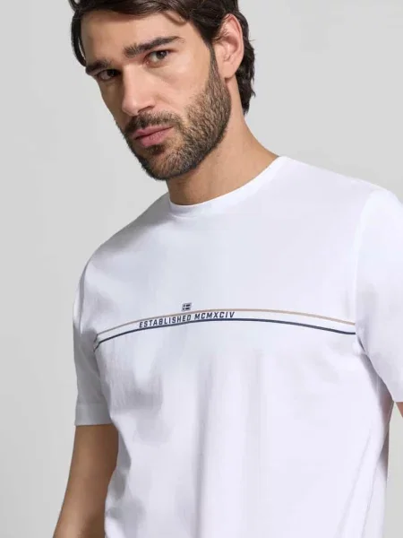 T-shirt o kroju regular fit z nadrukiem z logo Christian Berg Men biała