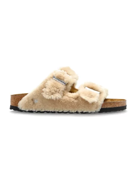 Klapki Birkenstock z owczej skóry z logo beżowe