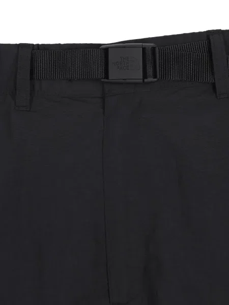 Pantaloni scurți The North Face negru