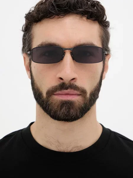 Balenciaga Napszemüveg férfi fekete