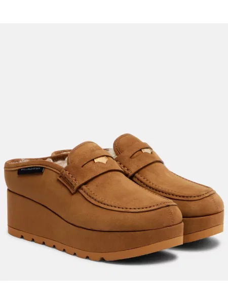 Papuci tip mules Stella Mccartney din piele de căprioară cu pană maro