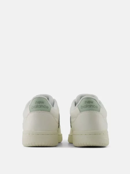 Кожаные кроссовки New Balance белые
