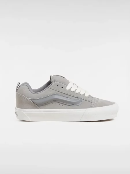 Велурени кецове Vans Knu Skool сиво