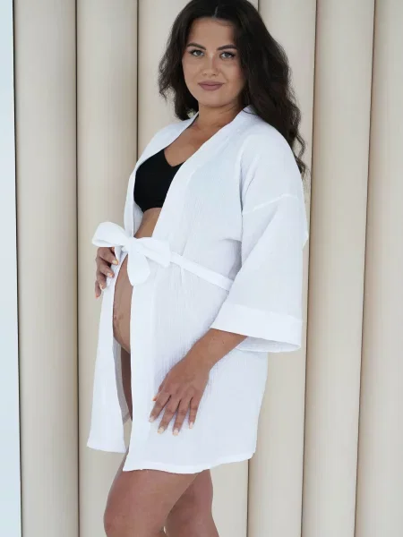 Женский халат из білий