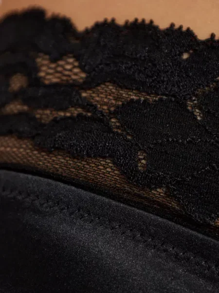 Chiloți Dolce & Gabbana din dantelă negru