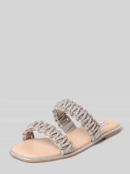 Klapki z obszyciem kamieniami stras model Nyssa' Steve Madden