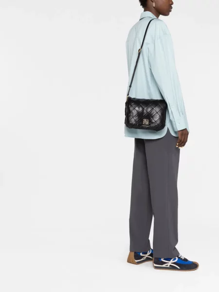 Rankinė per petį Loewe juoda