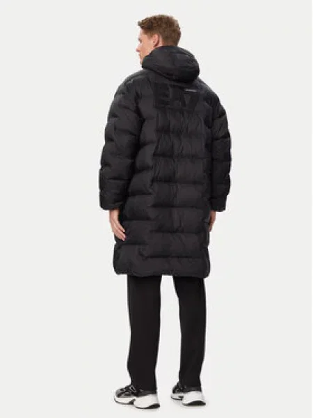 Emporio Armani Zimska jakna črna