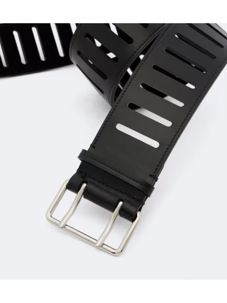 Cu centură curea Alaïa din piele negru