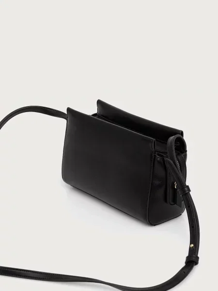 Кожаная сумка через плечо Armani Exchange