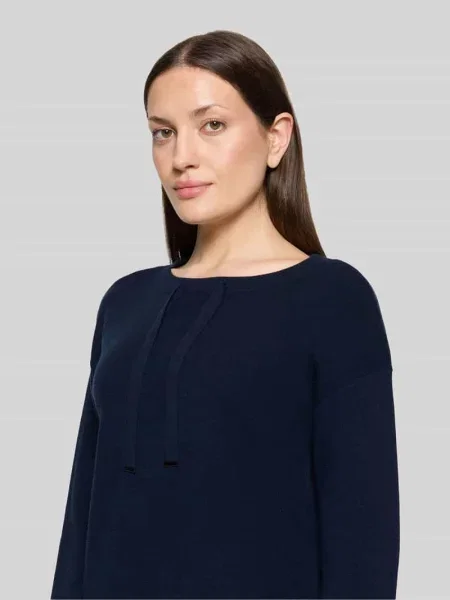 Sweter z wiązanym detalem ze sznurka Betty Barclay granatowy