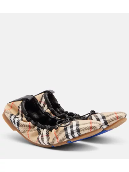 Balerini Burberry în carouri bej