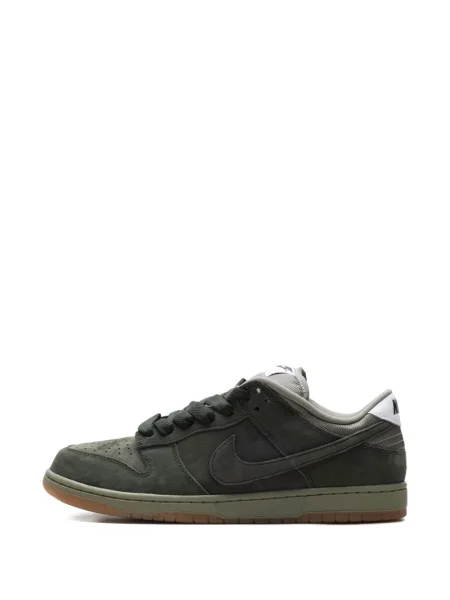 Sneakerși Nike Cortez cu autograf din piele maro