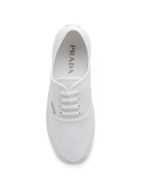 Sneakerși Prada cu șireturi din dantelă alb