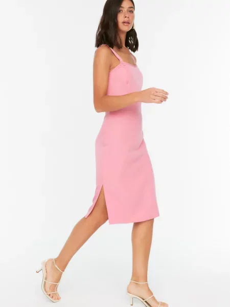 Rochie Trendyol țesută roz