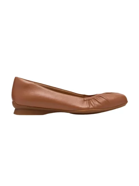Balerinki Clarks skórzane brązowe