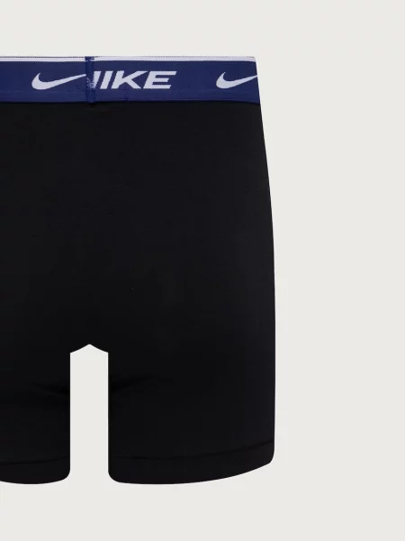 Боксеры Nike