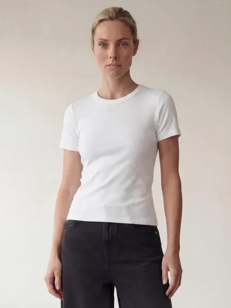 ARMIE Tričko The Petra Slim-Fit T-shirt White' bílá