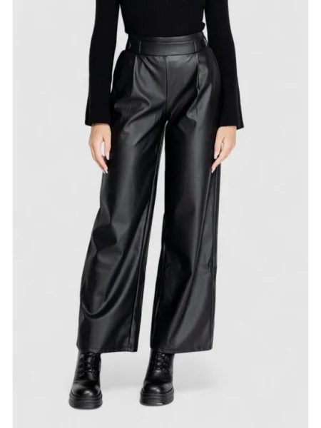 JDY Pantaloni din imitație de piele Soya negru