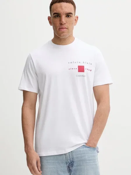 Тениска Calvin Klein с принт бяло
