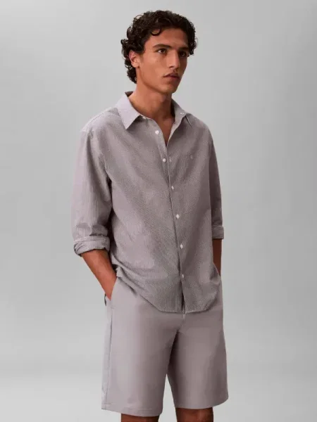 Pantaloni scurți Calvin Klein gri