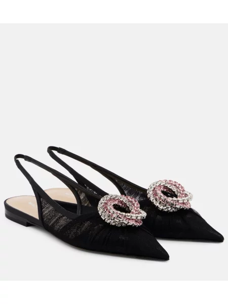 Galaksija balerinke Mach & Mach iz tila z odprtimi petami črna