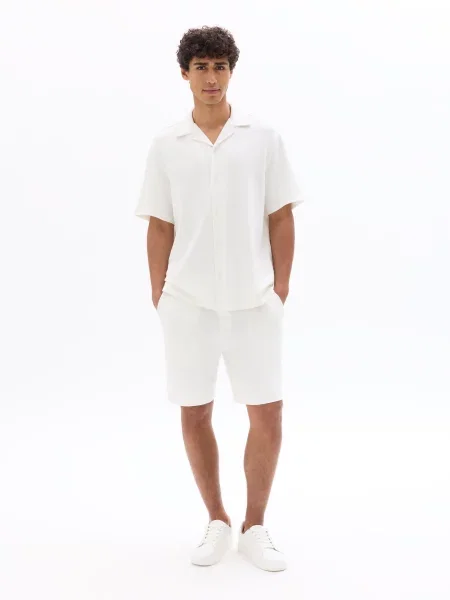 Pantaloni scurți Celio alb