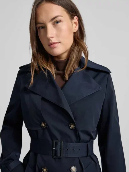 Trencz o kroju regular fit z dwurzędową listwą guzikową model ‘CONRY’ Boss granatowy