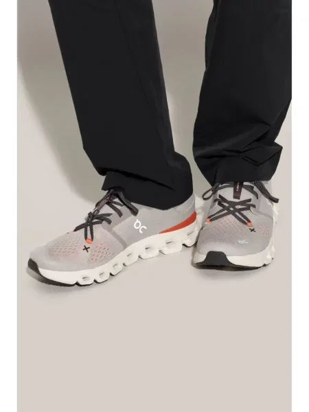 Sneakerși On-running gri