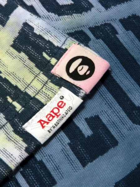Γραφικό μπλουζάκι Aape By *a Bathing Ape® με σχέδιο μπλε